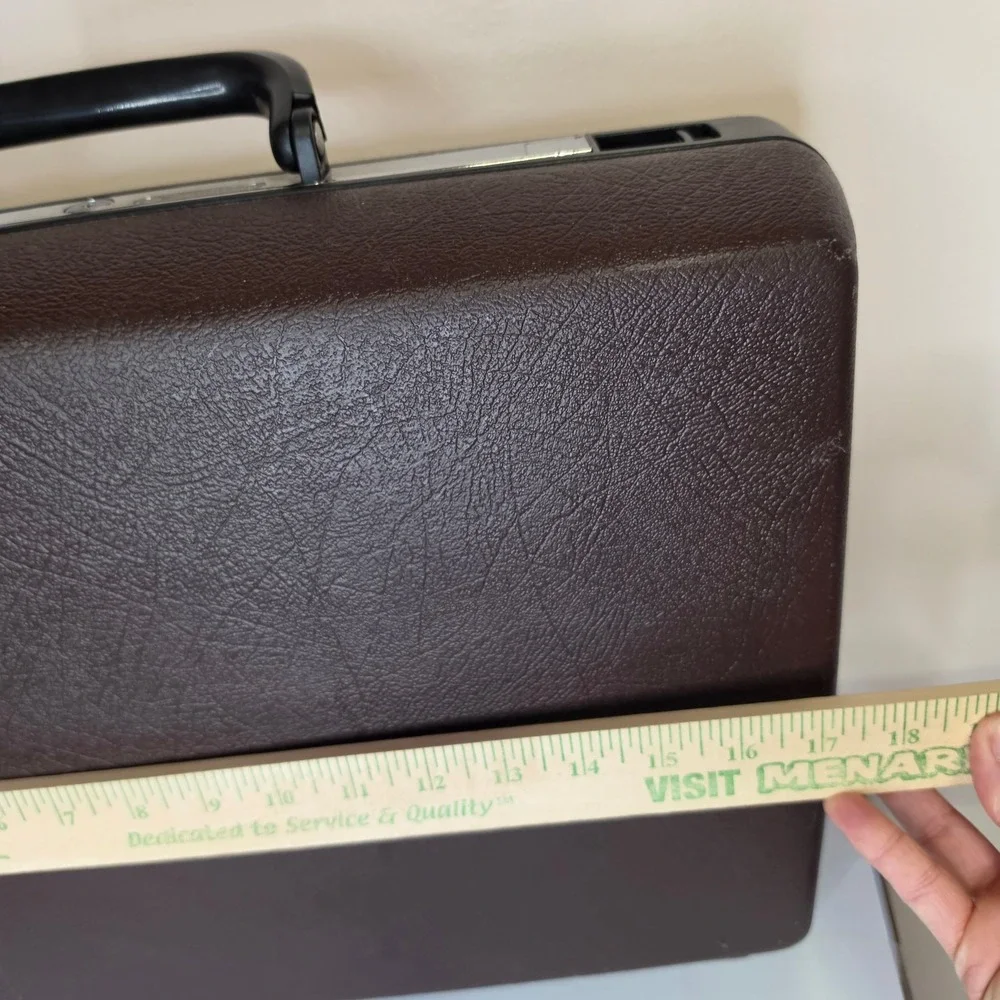 Samsonite modern 1983 aesthetics